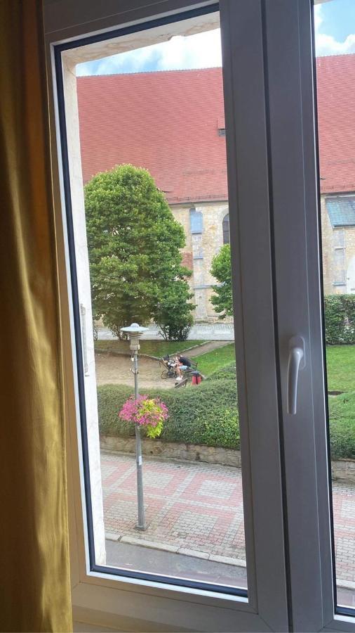דירות בולסלאביש Apartament Przy Rynku Kambar מראה חיצוני תמונה