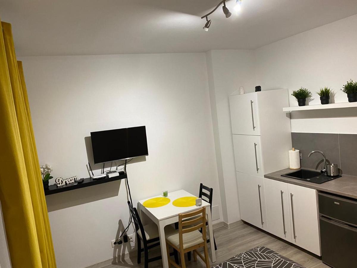 דירות בולסלאביש Apartament Przy Rynku Kambar מראה חיצוני תמונה